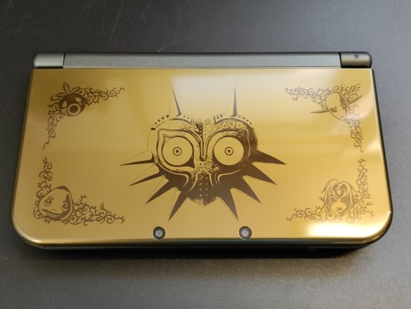 New Nintendo 3DS XL - "Majora's Mask" Edition