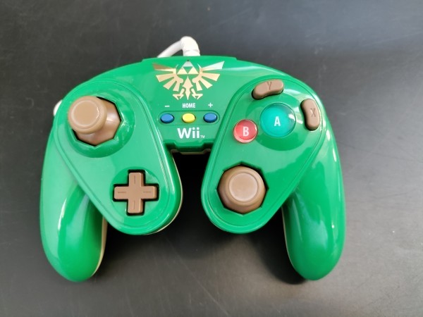 Nintendo Controller Wii U Wired Fight Pad "Link"