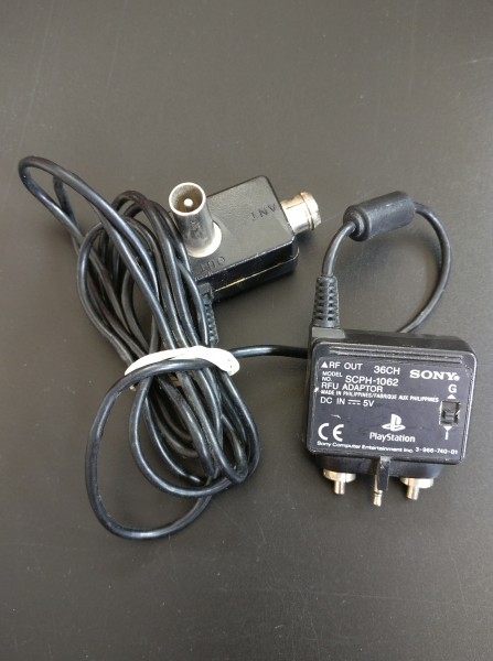 PlayStation Antennenmodulator (SCPH-1062)
