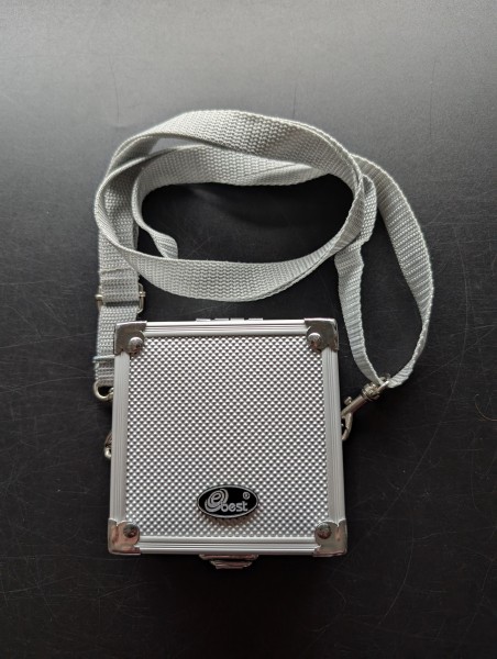 Game Boy Advance SP - Metall Koffer