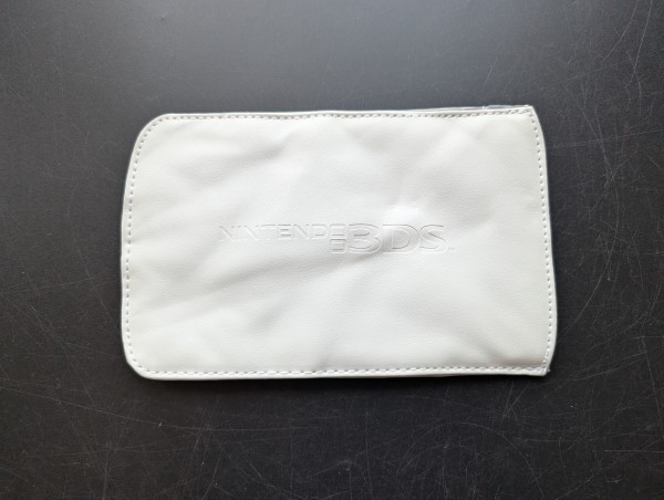 Nintendo 3DS Hülle in Weiss