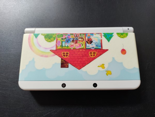 New Nintendo 3DS - Happy Home Designer Edition