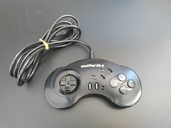 Mega Drive Controller "AsciiPad SG-6"