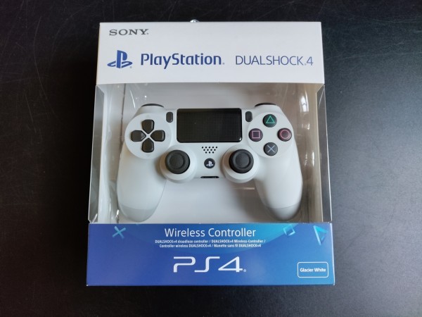 PlayStation 4 Dualshock 4 Controller - Glacier White OVP *sealed*