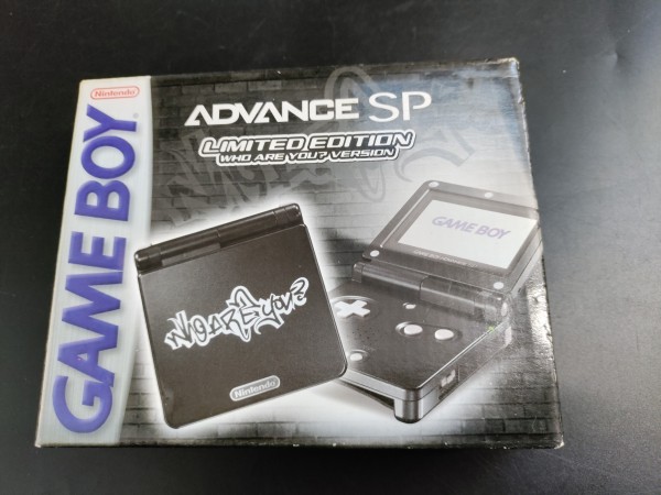 Game Boy Advance SP Who Are You Limited Edition OVP