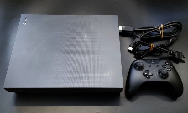 XBox One X Konsole - Project Scorpio Edition